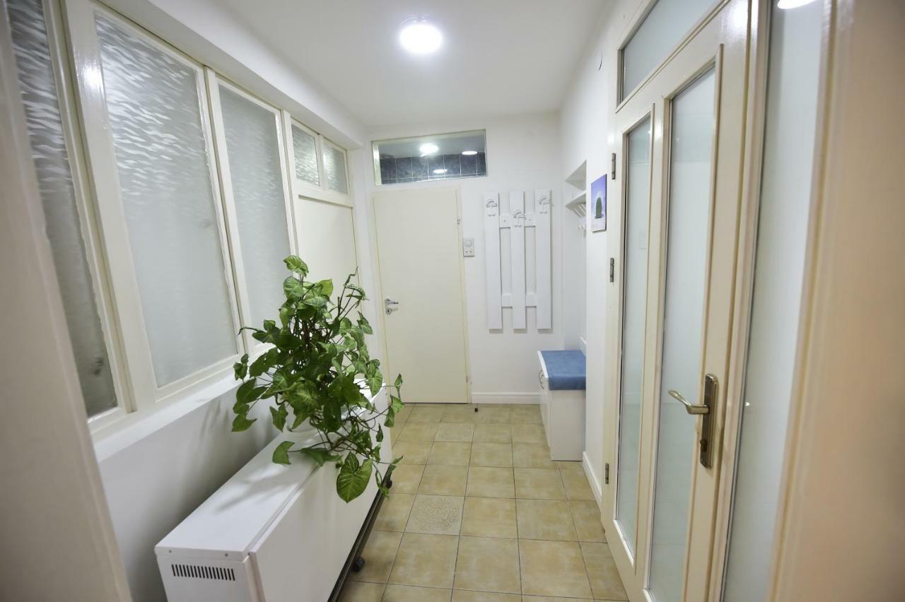 Beograd - Apartman "Gardos" エクステリア 写真